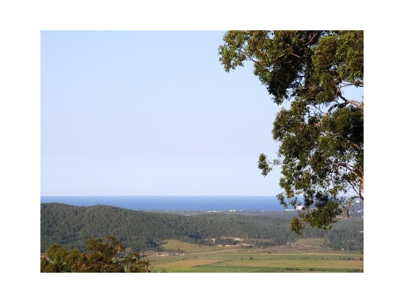 38-40 Karnu Drive, Valdora QLD 4561