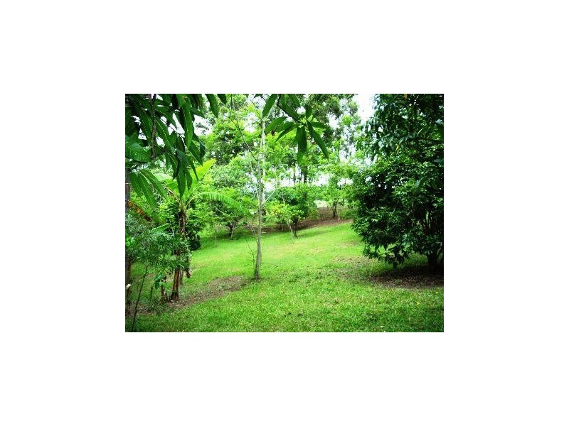 11 Mundoo , Nambour QLD 4560