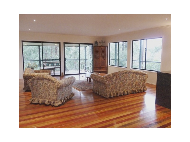 24 Honeydew Place, Ninderry QLD 4561