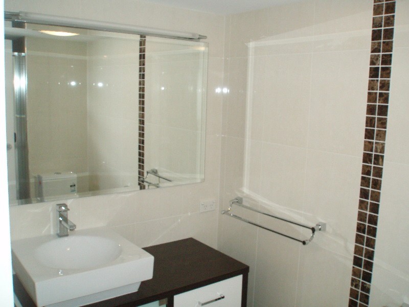 13 18 Commodore Drive, Paradise Waters QLD 4217