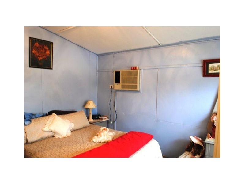 16 Poplar Street, Barcaldine QLD 4725