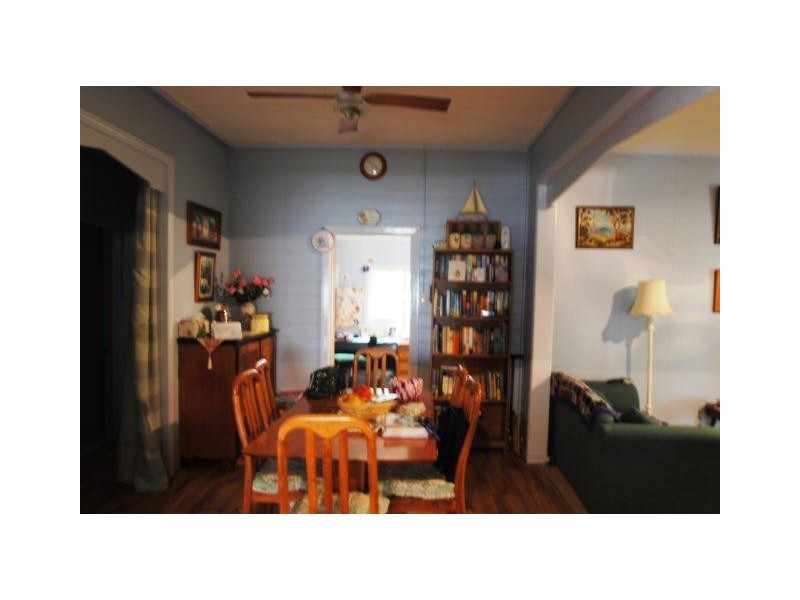 16 Poplar Street, Barcaldine QLD 4725