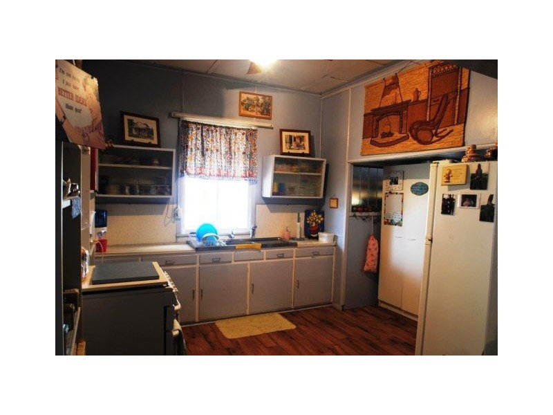 16 Poplar Street, Barcaldine QLD 4725