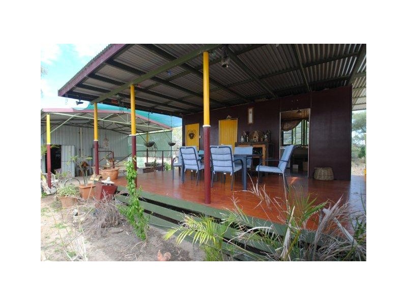 30185 Tambo Road, Blackall QLD 4472