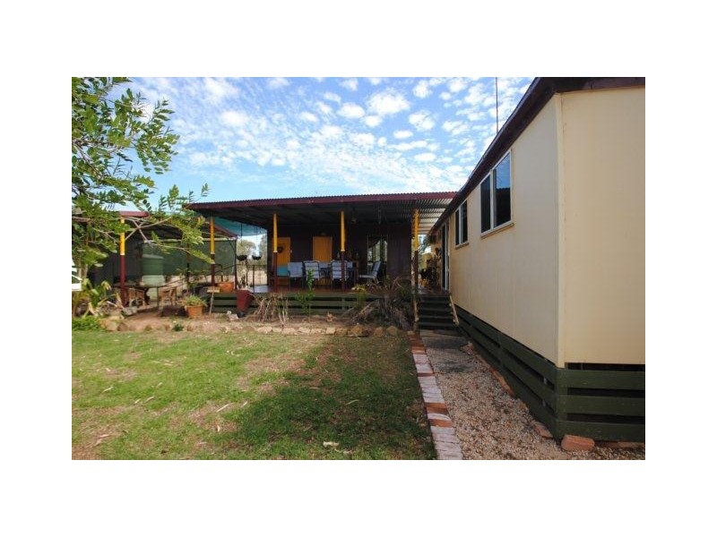 30185 Tambo Road, Blackall QLD 4472