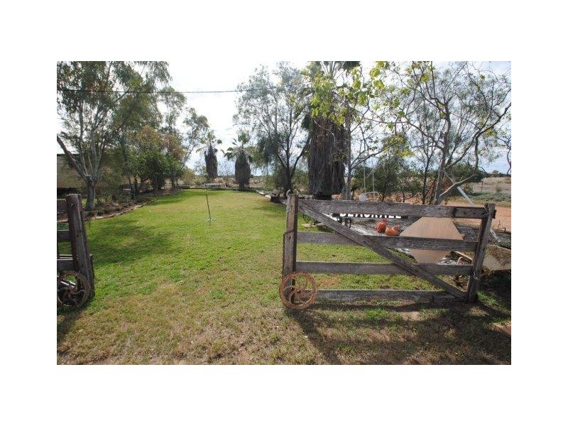 30185 Tambo Road, Blackall QLD 4472