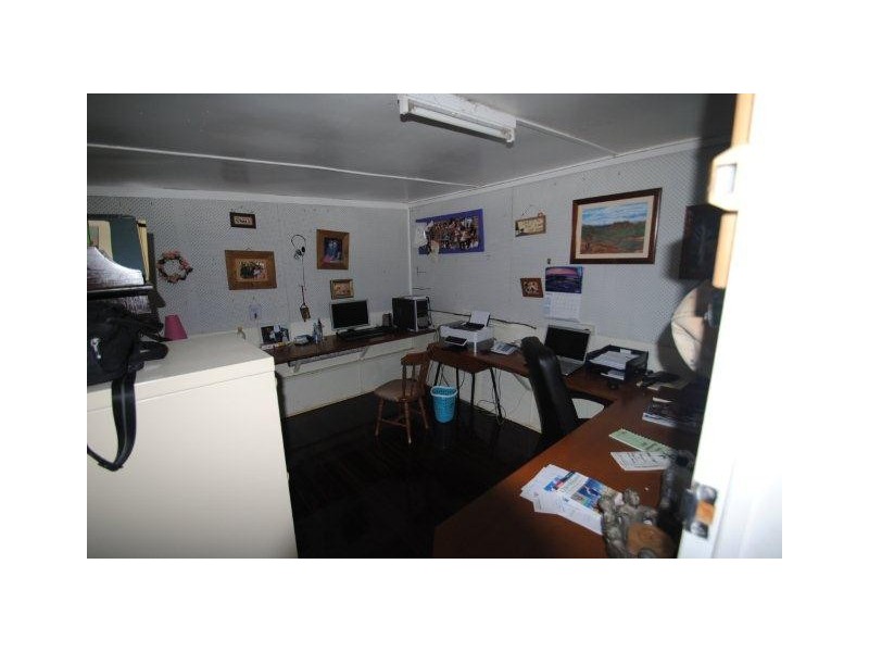 30185 Tambo Road, Blackall QLD 4472