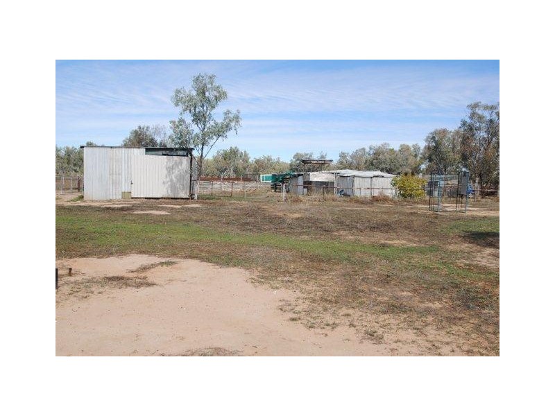 30185 Tambo Road, Blackall QLD 4472