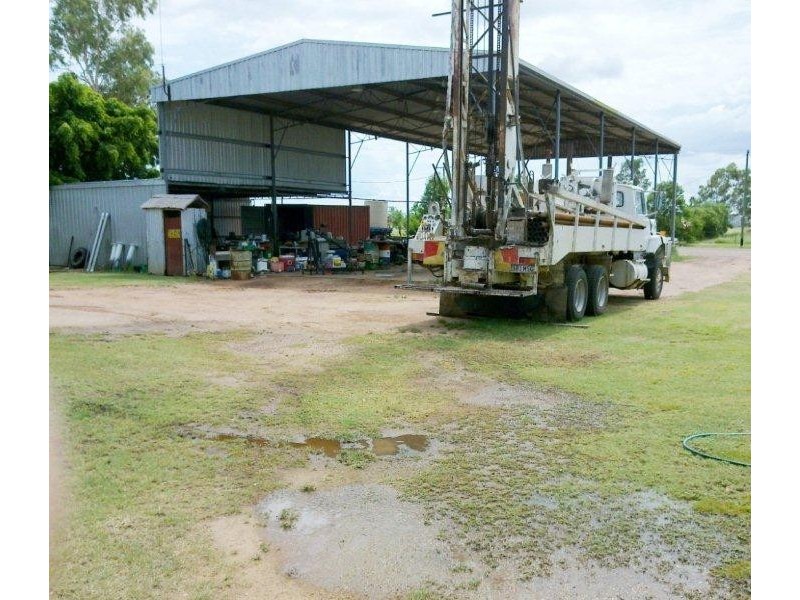 17 Gordon Street, Aramac QLD 4726
