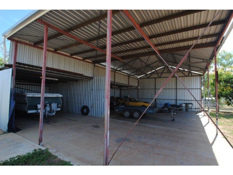 123 Fir Street, Barcaldine QLD 4725