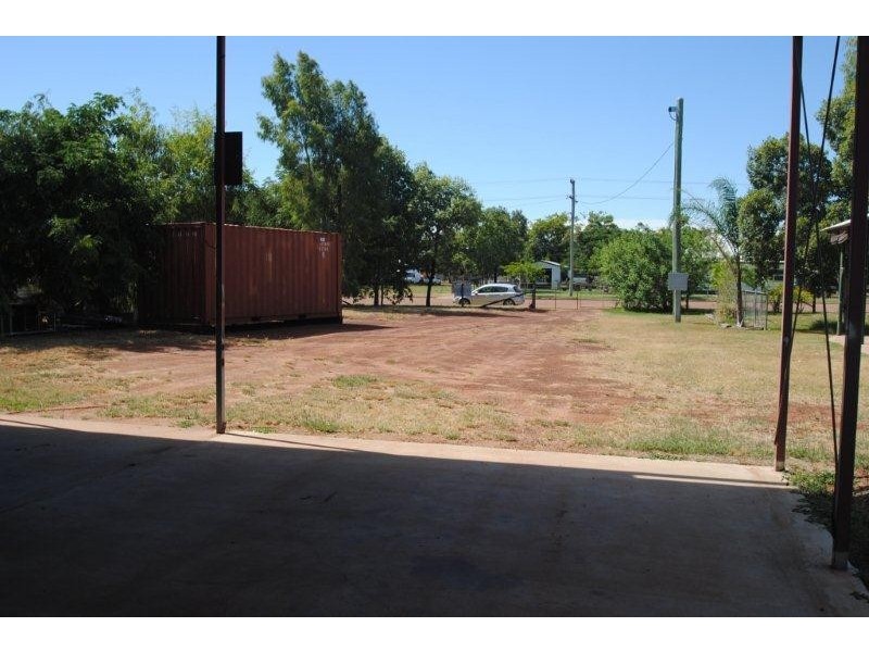 123 Fir Street, Barcaldine QLD 4725