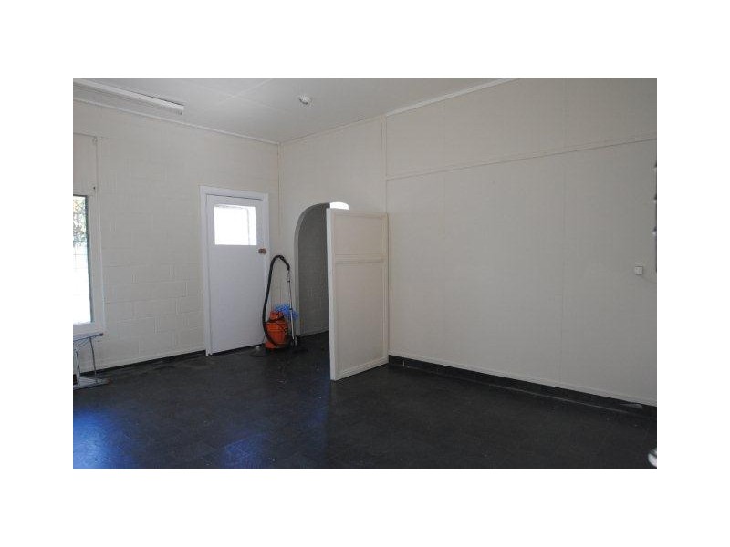 125 Oak Street, Barcaldine QLD 4725