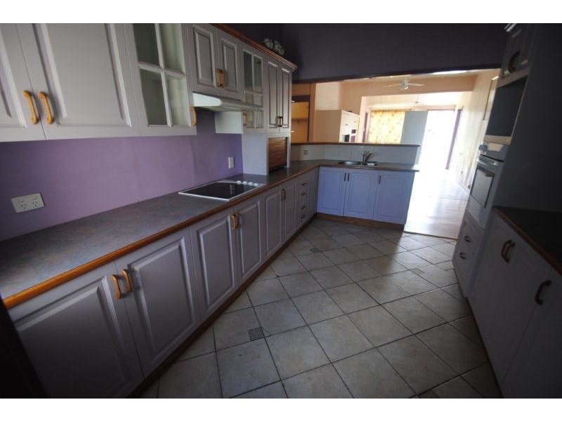 6 Goldston Street, Alpha QLD 4724