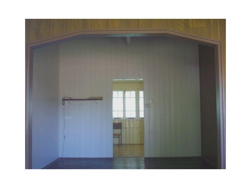 36 Porter Street, Aramac QLD 4726