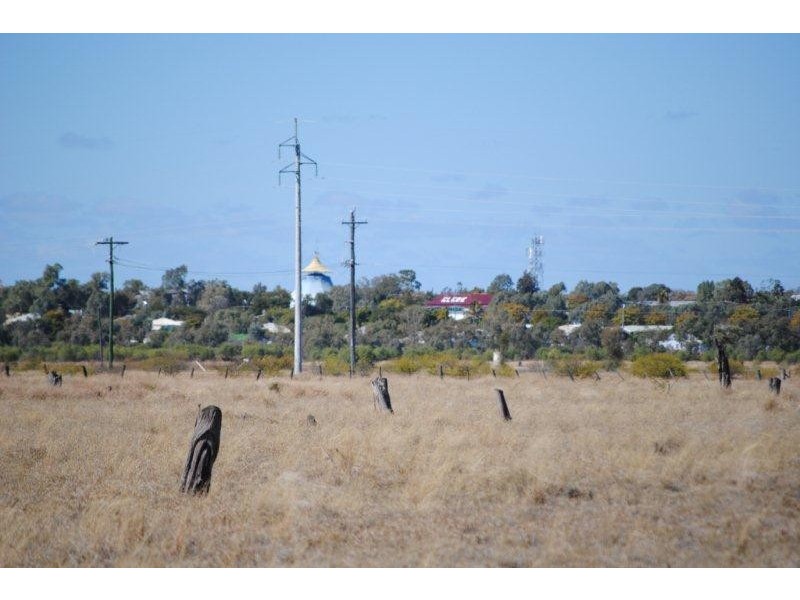 000 Landsborough Hwy, Barcaldine QLD 4725