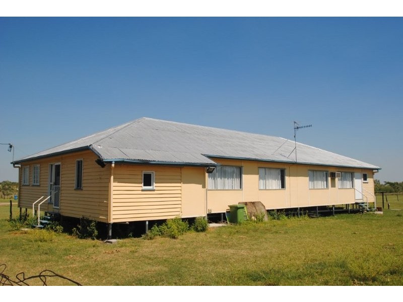 148 Fir Street, Barcaldine QLD 4725