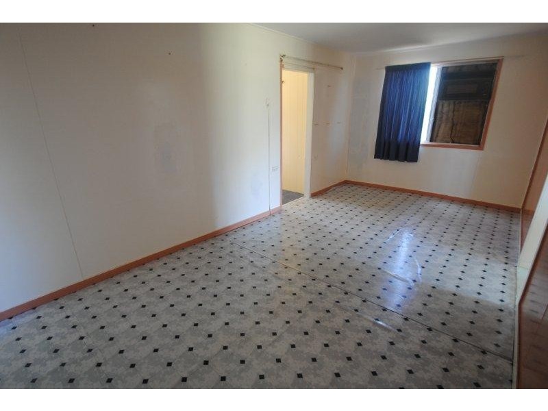 144 Fir Street, Barcaldine QLD 4725