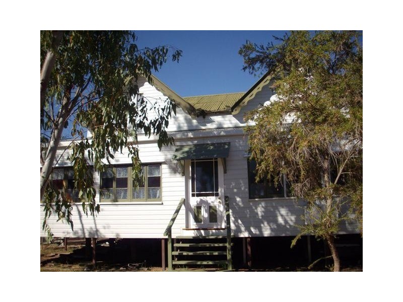 35 ELM STREET, Barcaldine QLD 4725