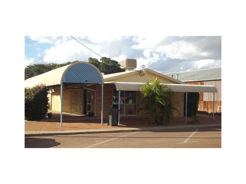 66 Ash Street, Barcaldine QLD 4725