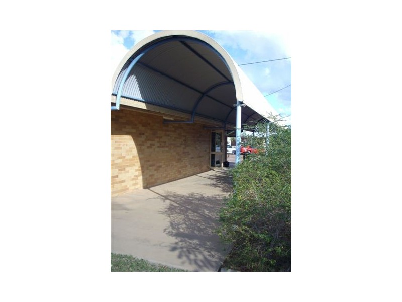 66 Ash Street, Barcaldine QLD 4725