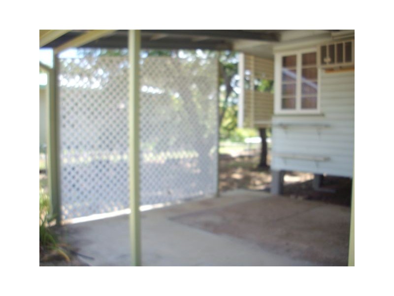 99 Gidyea Street, Barcaldine QLD 4725