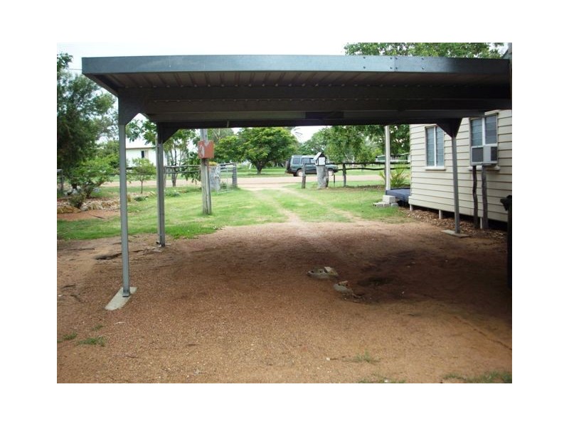 138 Yew, Barcaldine QLD 4725