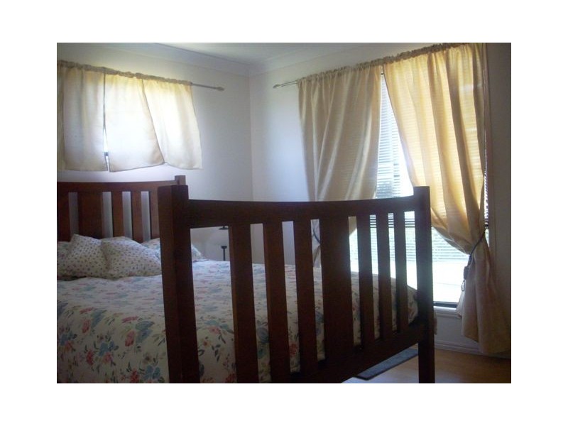 11 Chestnut, Barcaldine QLD 4725