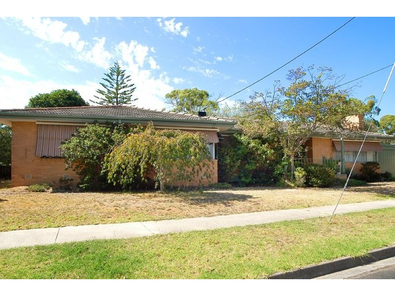 14 Buena Vista Drive, Montmorency VIC 3094