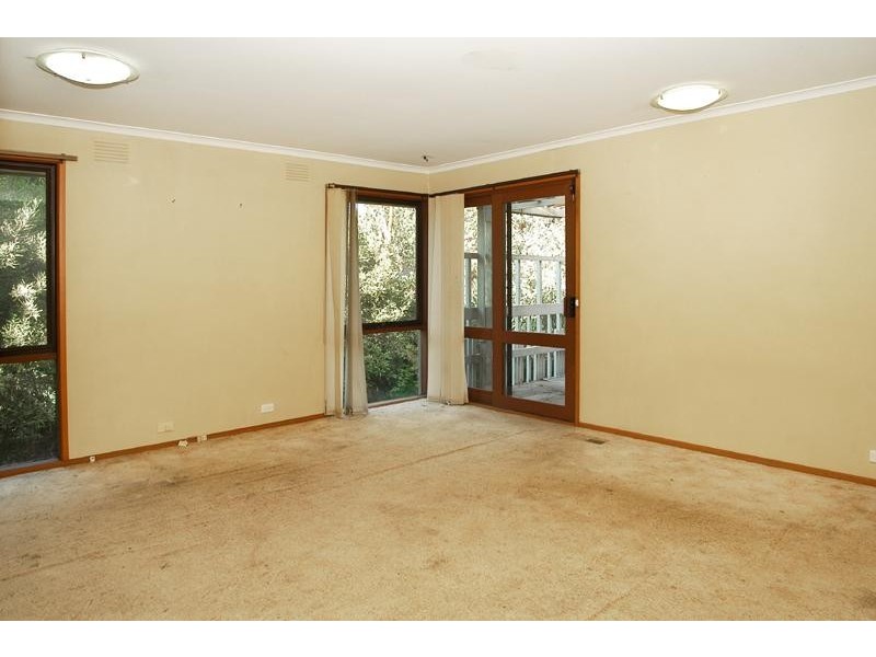 2 Lawson Court, Watsonia VIC 3087