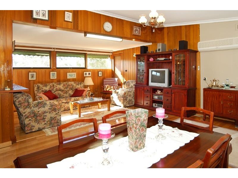 5 Carisbrook Crescent, Lower Plenty VIC 3093