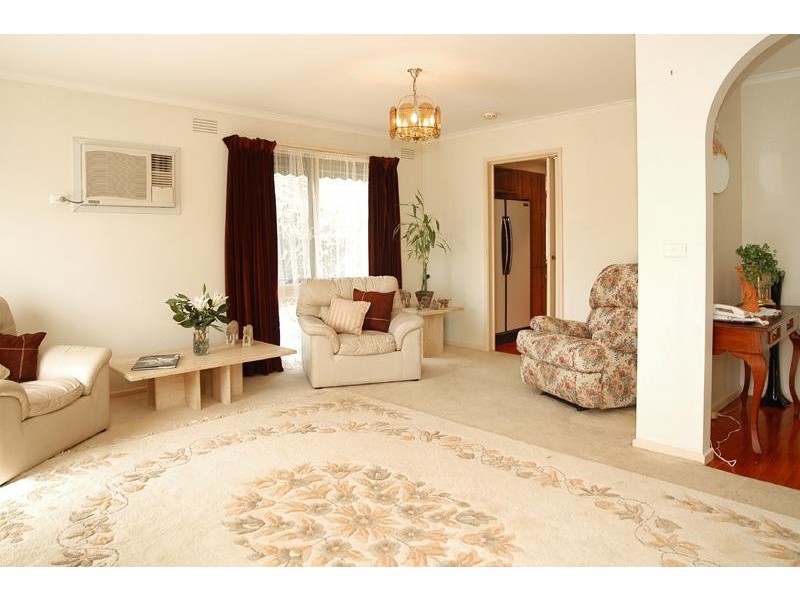 240  Elder Street, Greensborough VIC 3088