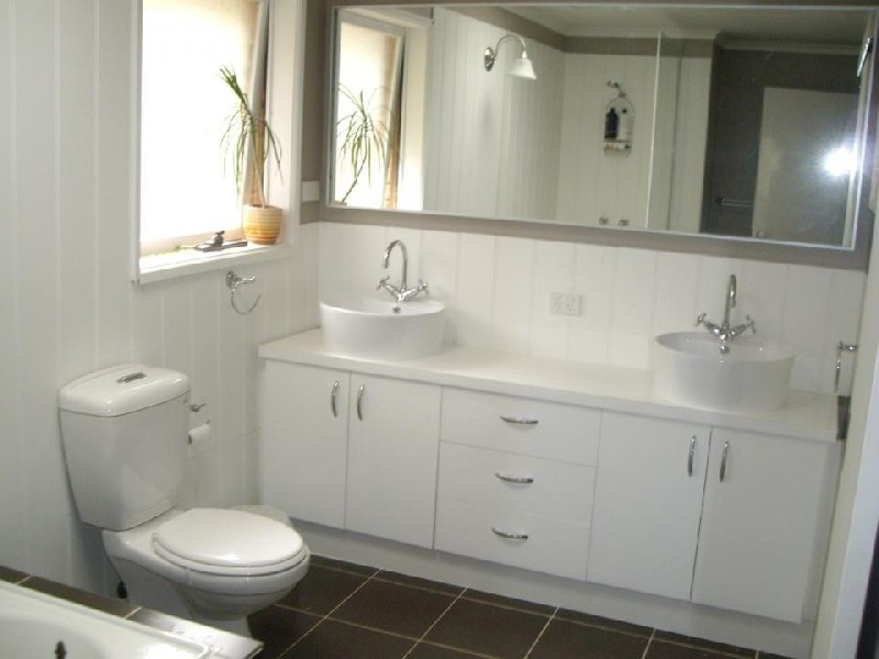 12 Warringah Crescent, Eltham VIC 3095