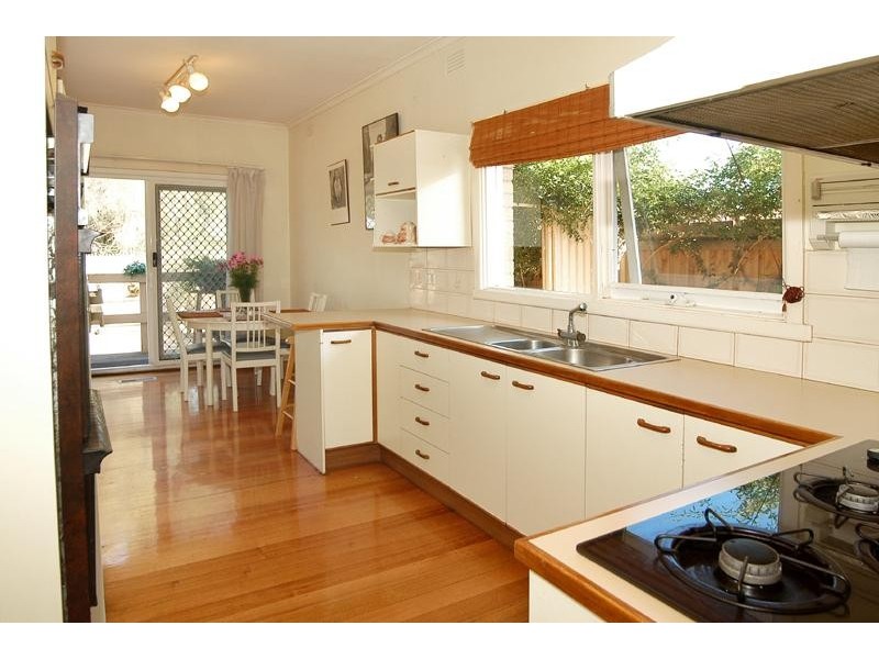 2 Temby Street, Watsonia VIC 3087