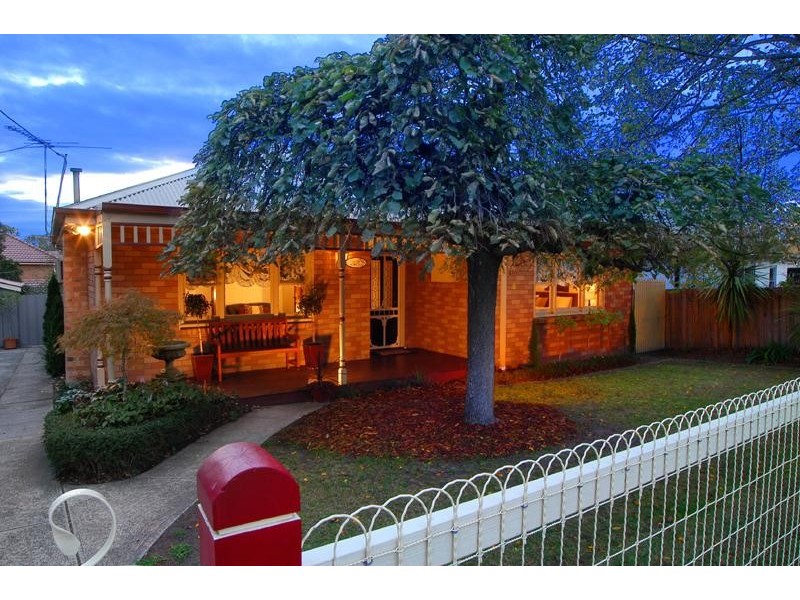 19 Ladd Street, Watsonia VIC 3087