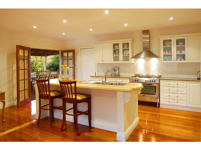 19 Ladd Street, Watsonia VIC 3087