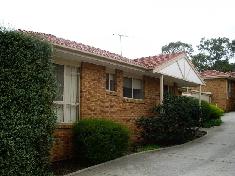 2/35  William, Greensborough VIC 3088