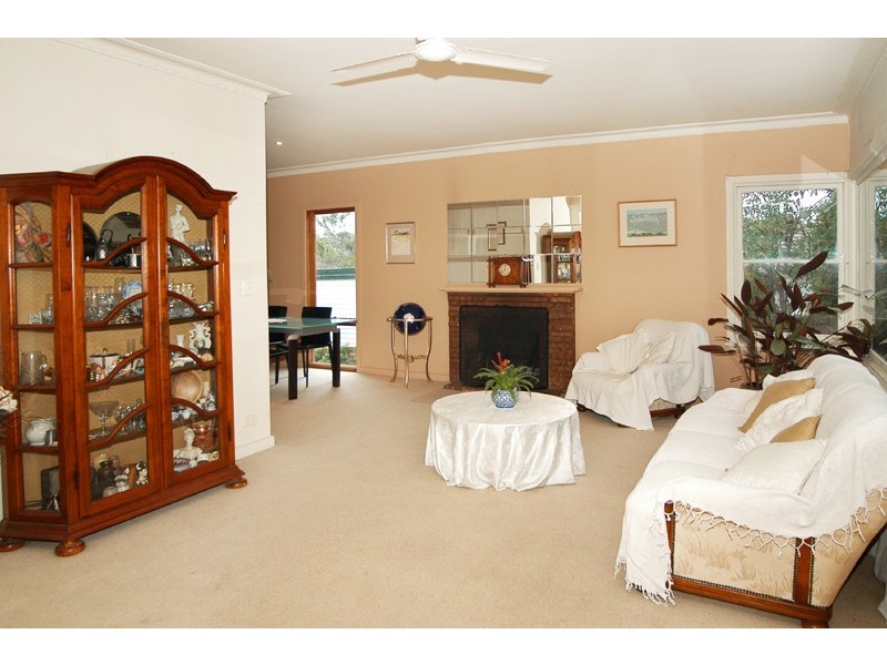 35 Baldwin Avenue, Montmorency VIC 3094