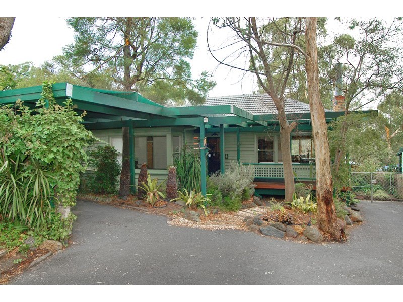 35 Baldwin Avenue, Montmorency VIC 3094