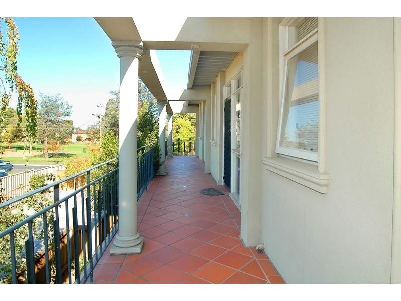 9/57 Pender, Thornbury VIC 3071