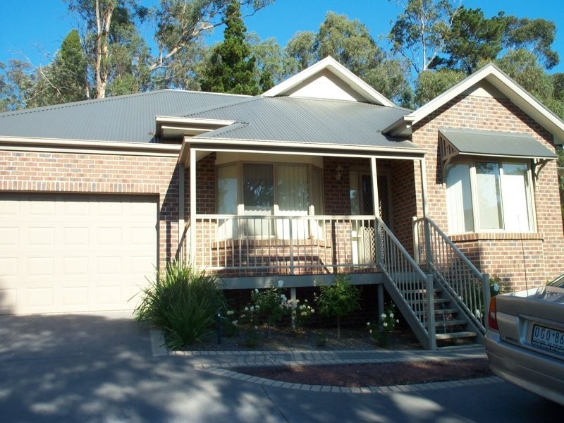 4/1256 Main Road, Eltham VIC 3095