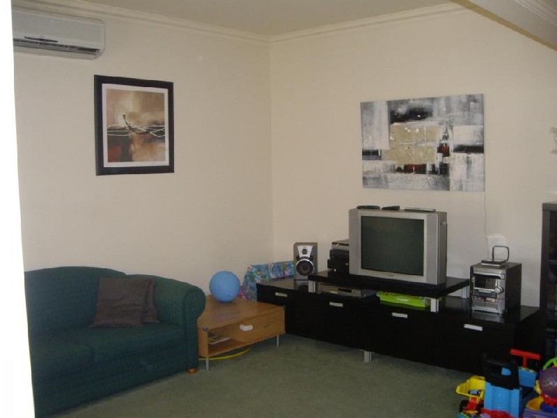 4/1256 Main Road, Eltham VIC 3095