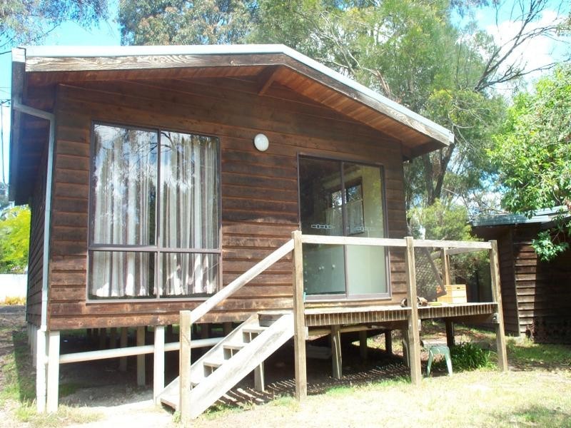 80 Gladstone Road, Briar Hill VIC 3088