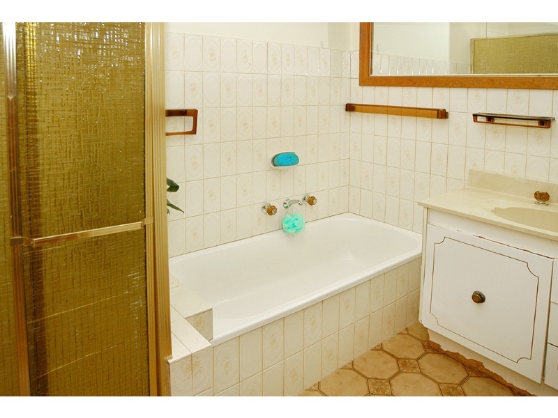 1/18 Gordon Grove, Preston VIC 3072