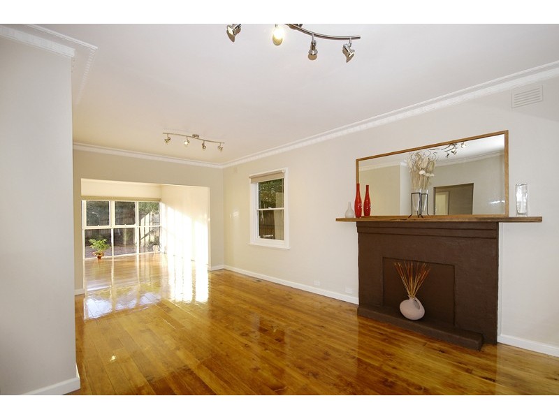 22 Howard Street, Greensborough VIC 3088