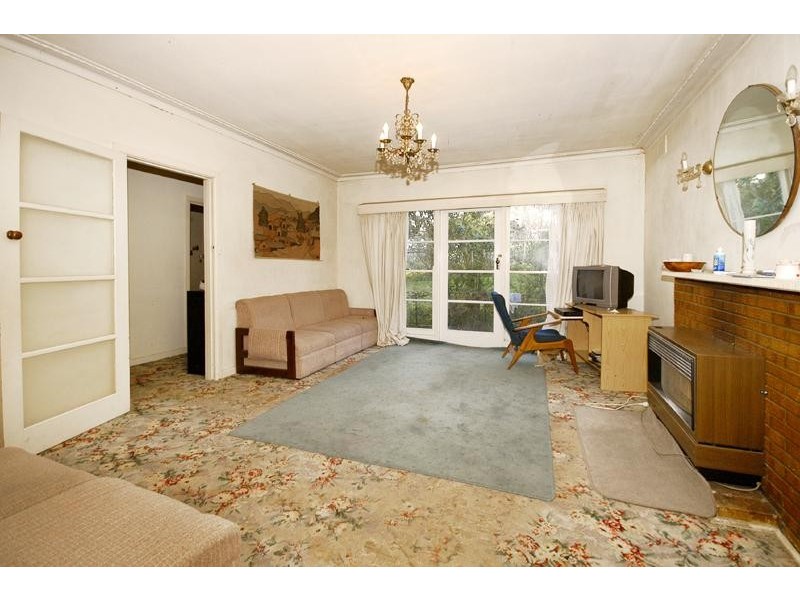 19 Wilson Avenue, Montmorency VIC 3094