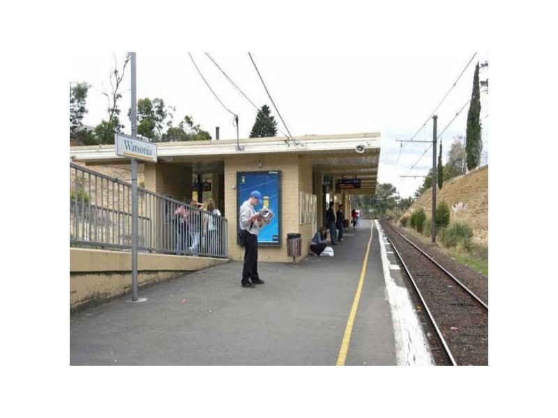 2 black Street, Watsonia VIC 3087