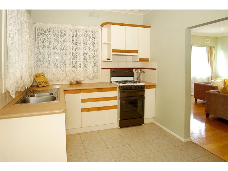 1/12 Davey Road, Montmorency VIC 3094