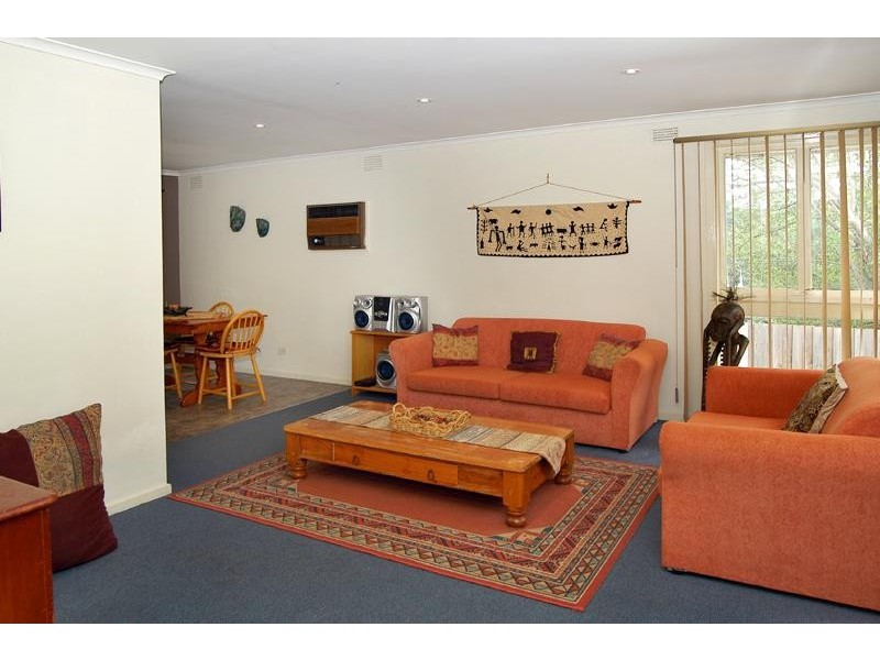 19 Derwent Place, Watsonia North VIC 3087