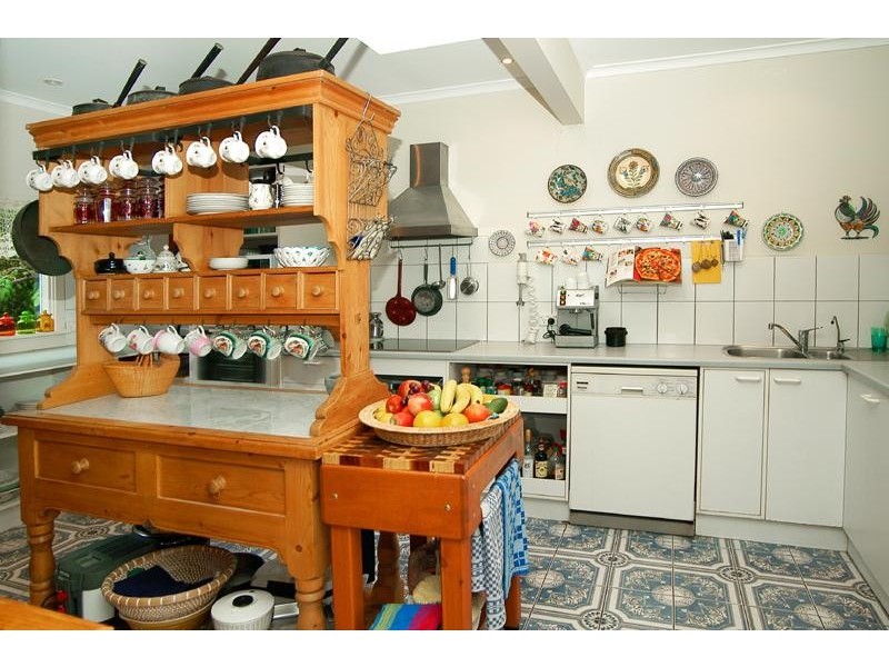 12 Longmuir Road, Watsonia VIC 3087