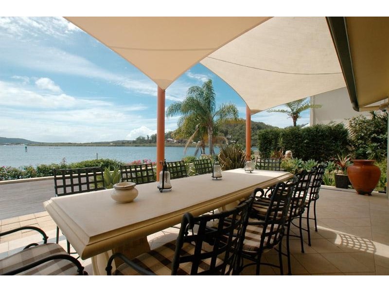 33 Nautilus Cres, St Huberts Island NSW 2257